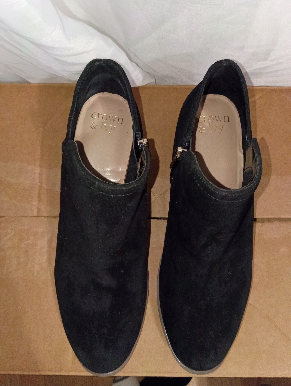 crown & ivy Black Suede Women's Chukka Boots